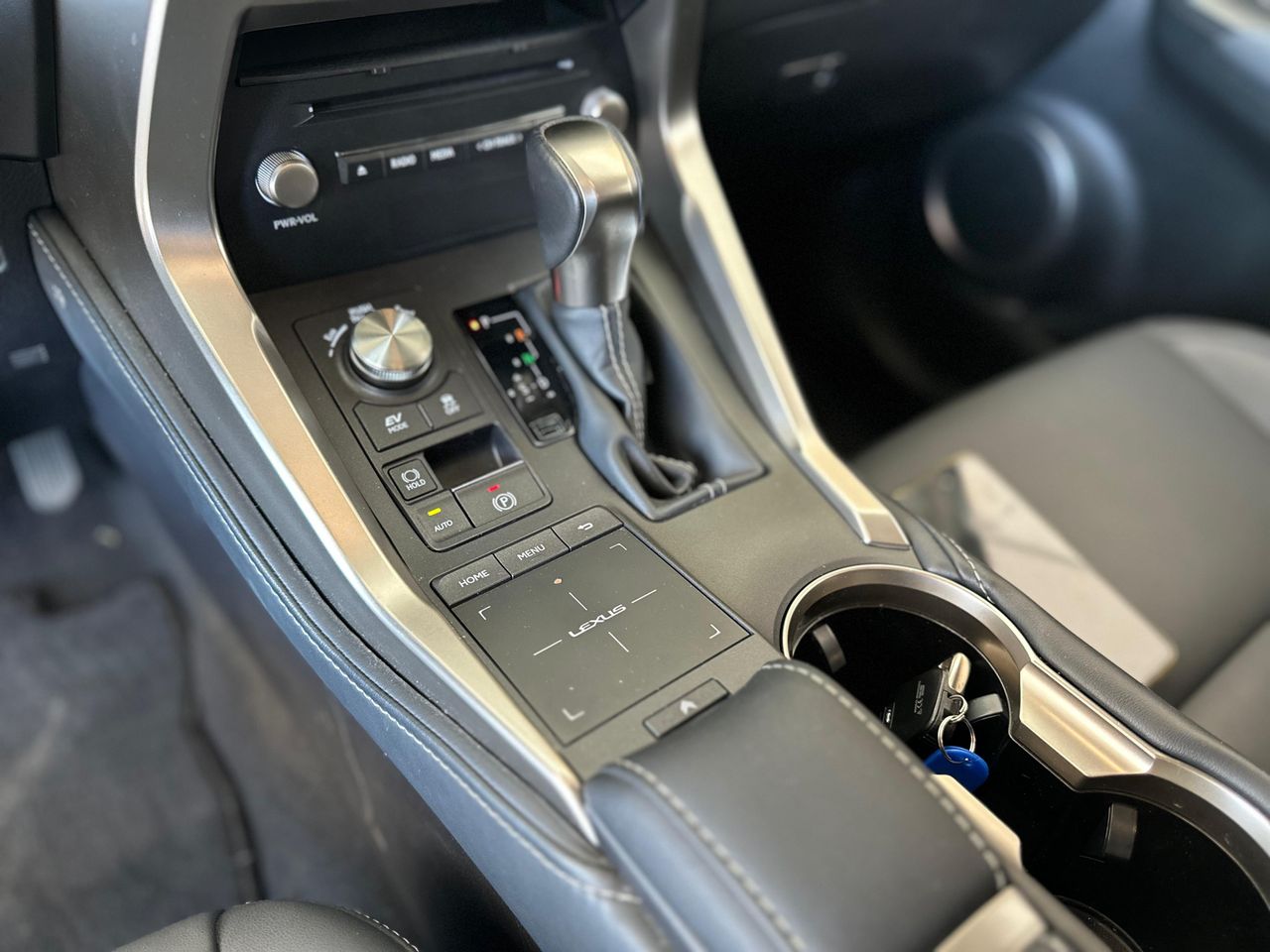 Foto Lexus NX 21