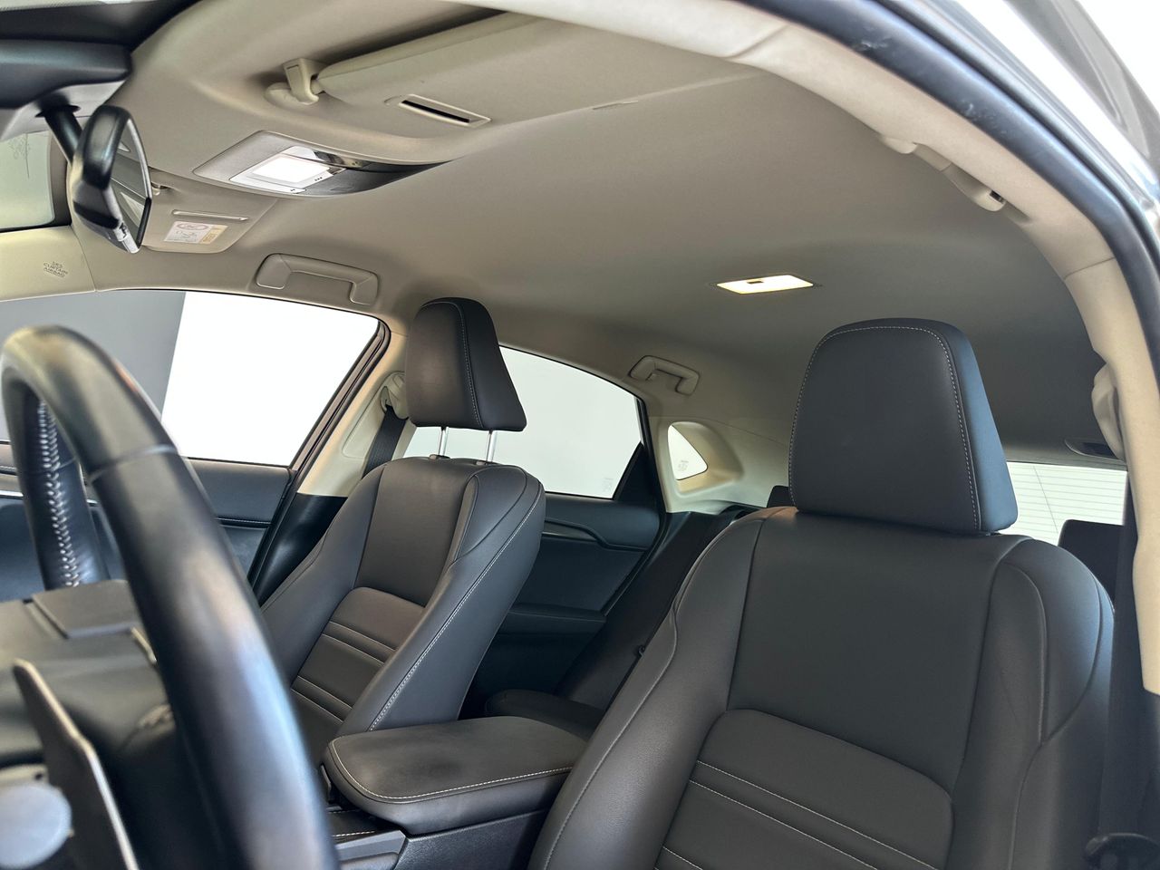 Foto Lexus NX 24
