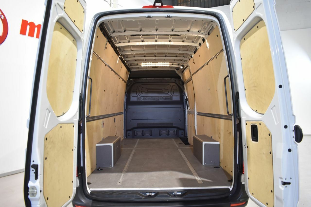 Foto Mercedes-Benz Sprinter 9