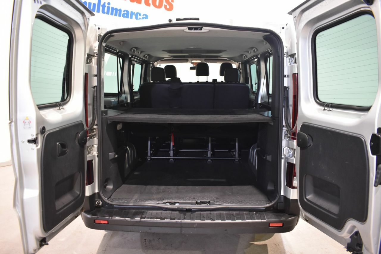 Foto Renault Trafic 12