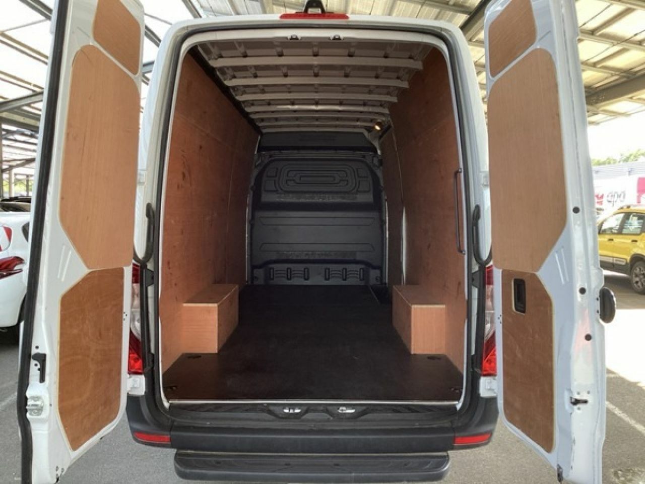 Foto Mercedes-Benz Sprinter 10