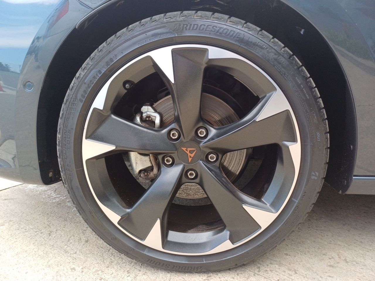 Foto Cupra León 24