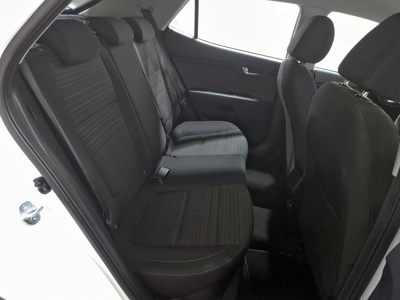 Foto Kia Stonic 8