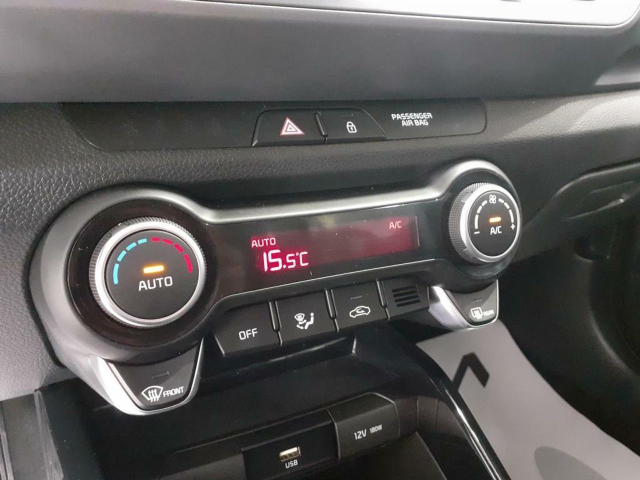 Foto Kia Stonic 22