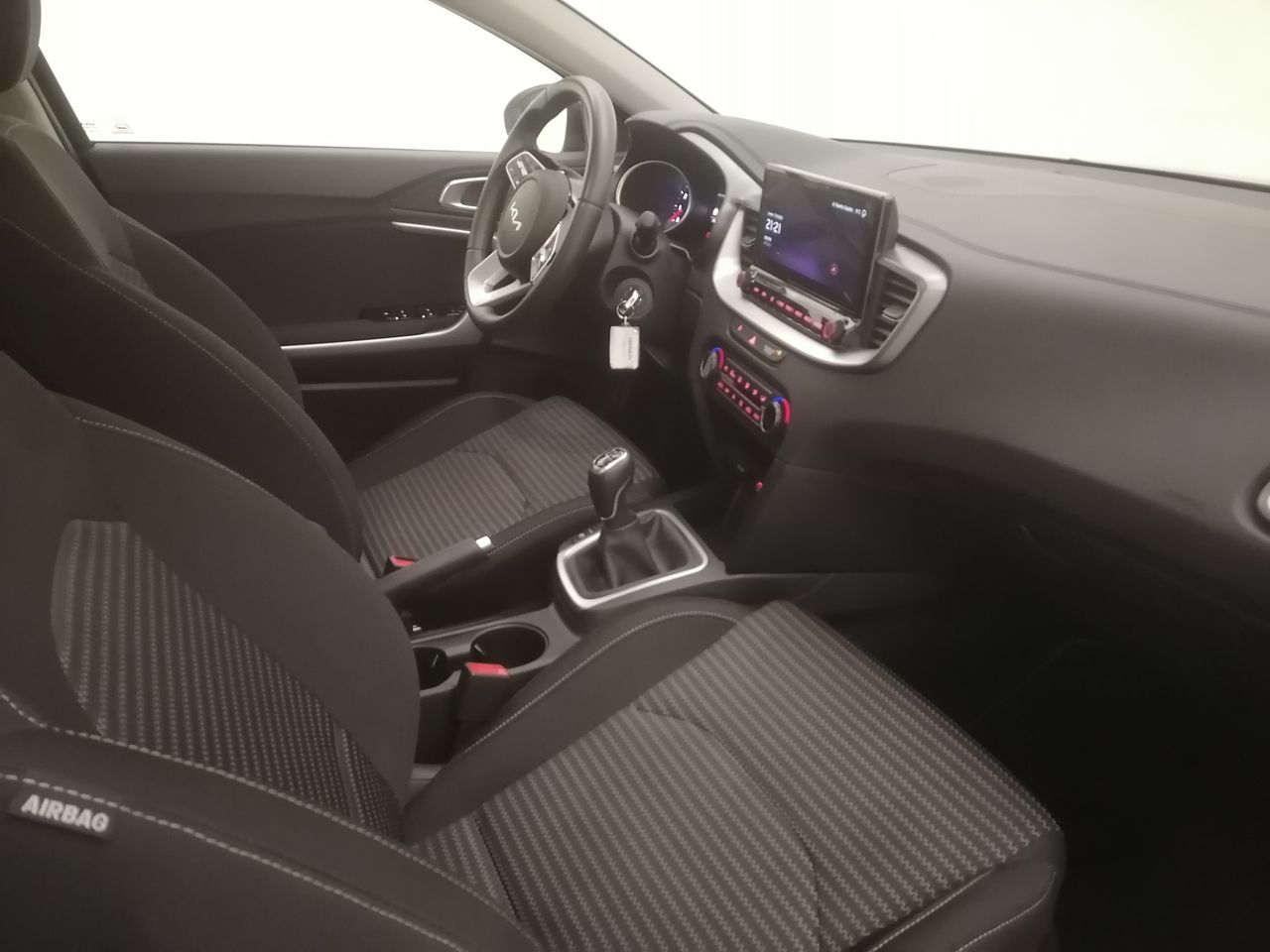 Foto Kia XCeed 8