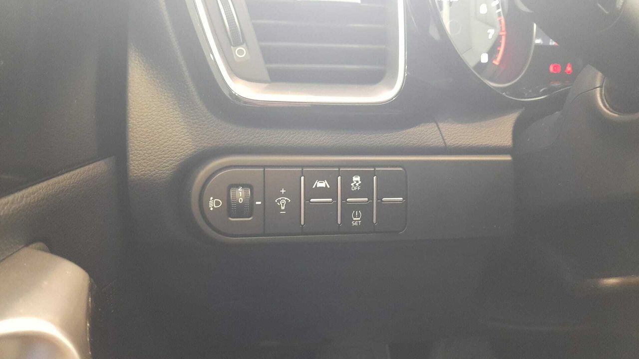 Foto Kia XCeed 15
