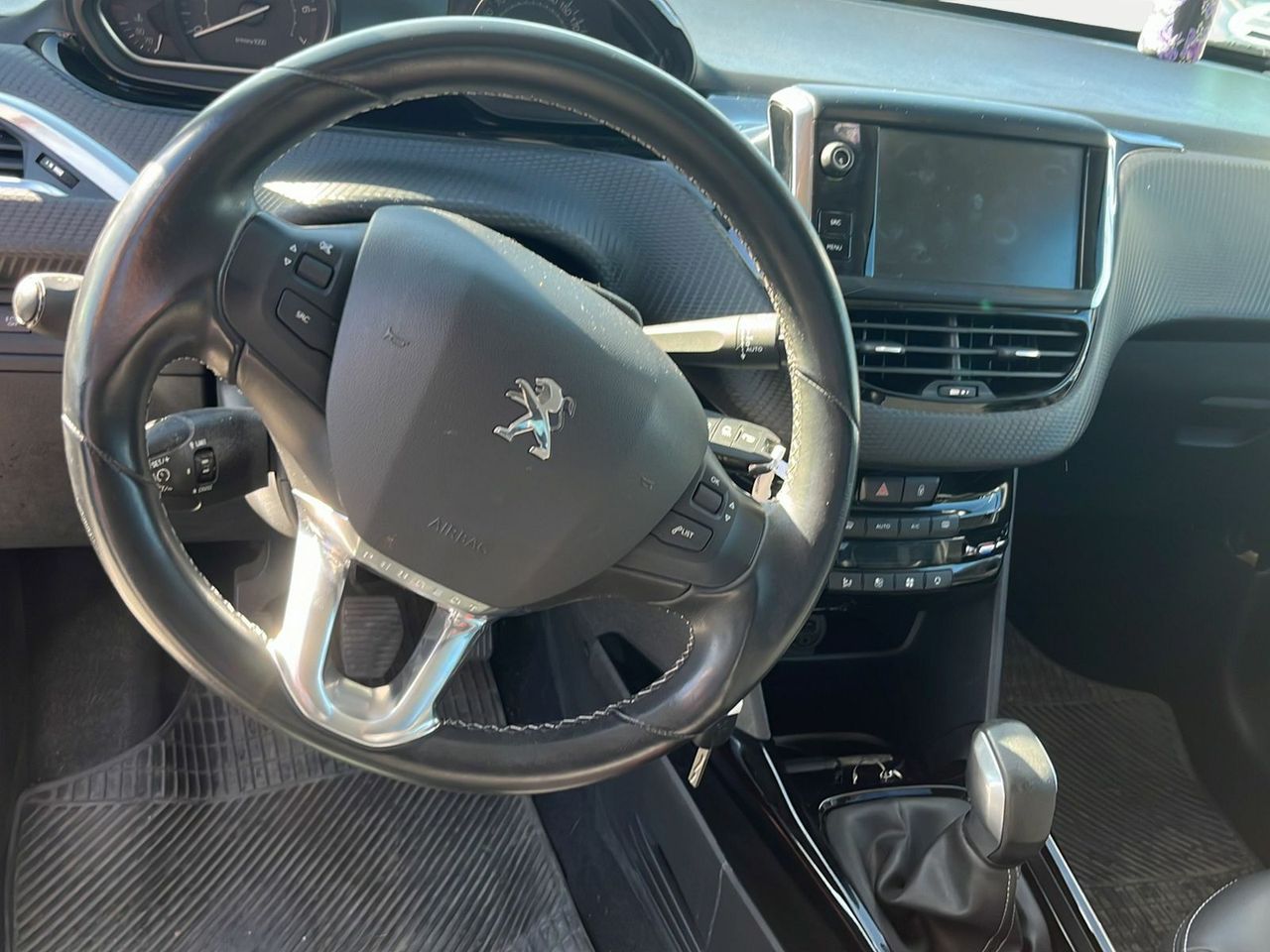 Foto Peugeot 2008 14