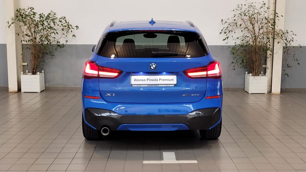 Foto BMW X1 8