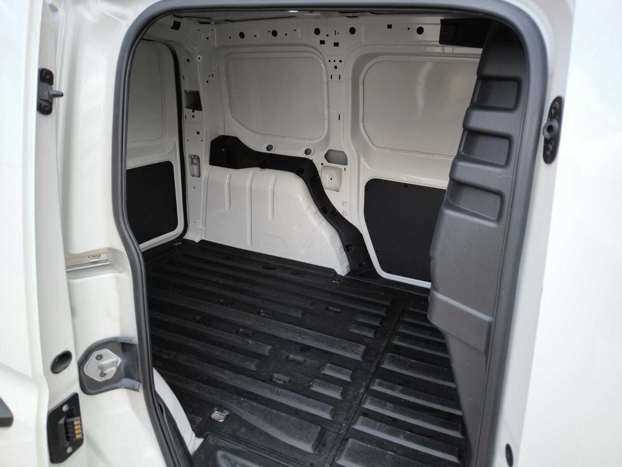 Foto Volkswagen Caddy 10