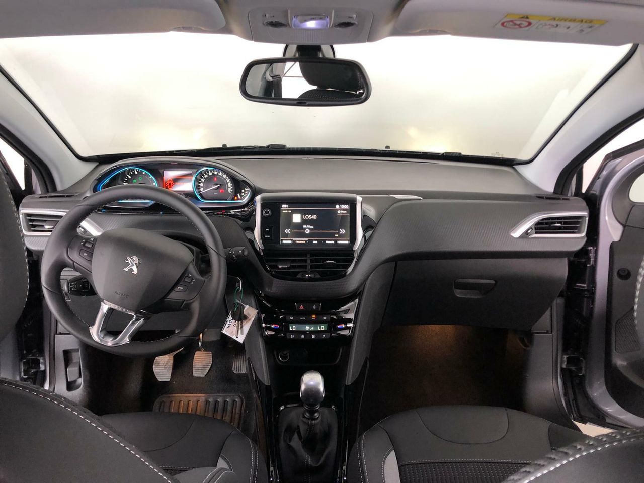 Foto Peugeot 2008 10