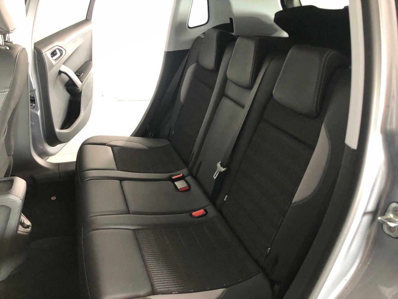 Foto Peugeot 2008 16