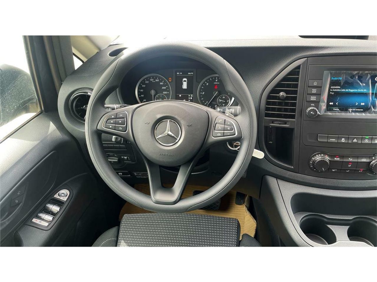 Foto Mercedes-Benz Vito 8