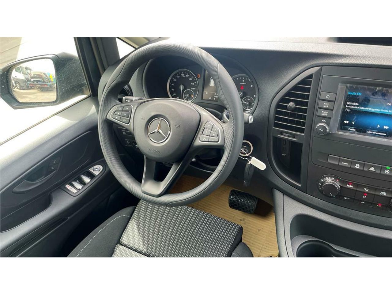 Foto Mercedes-Benz Vito 9