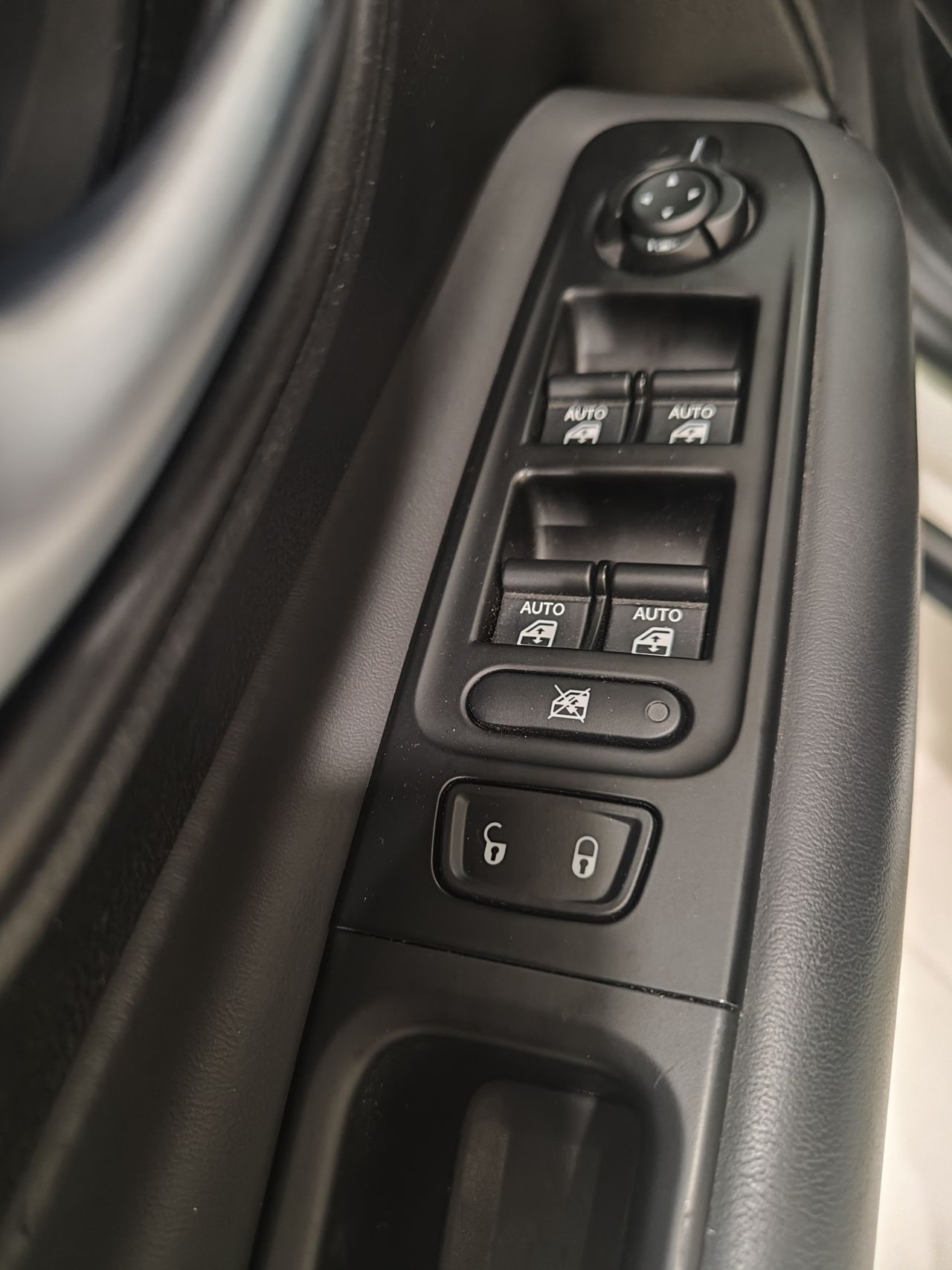 Foto Jeep Renegade 12