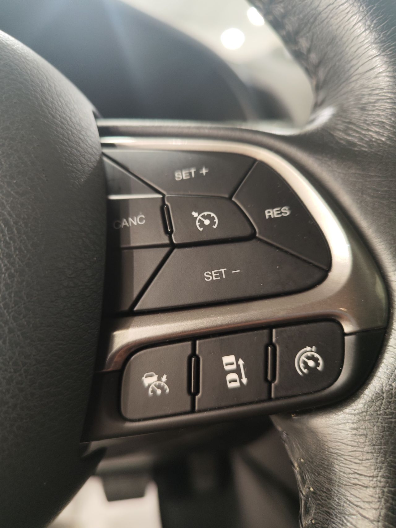 Foto Jeep Renegade 13