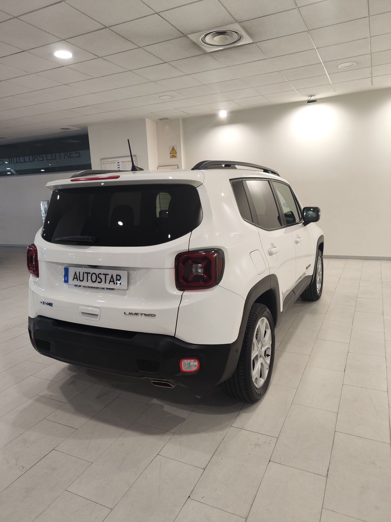 Foto Jeep Renegade 20