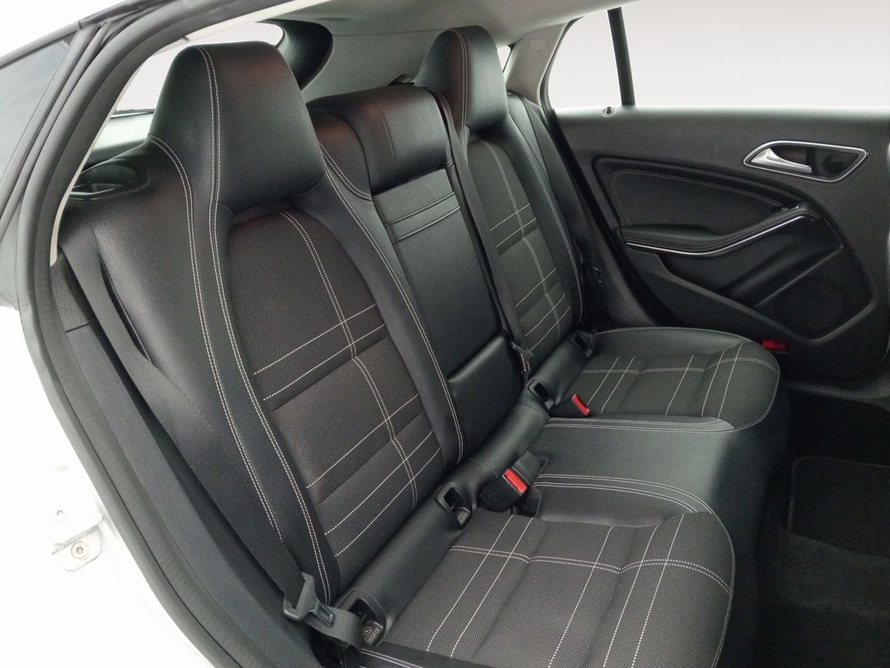 Foto Mercedes-Benz Clase CLA 9