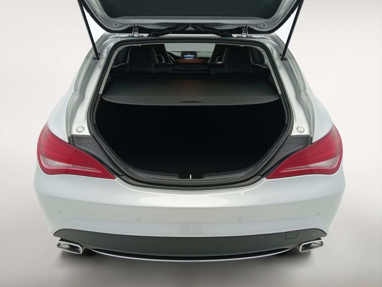 Foto Mercedes-Benz Clase CLA 24