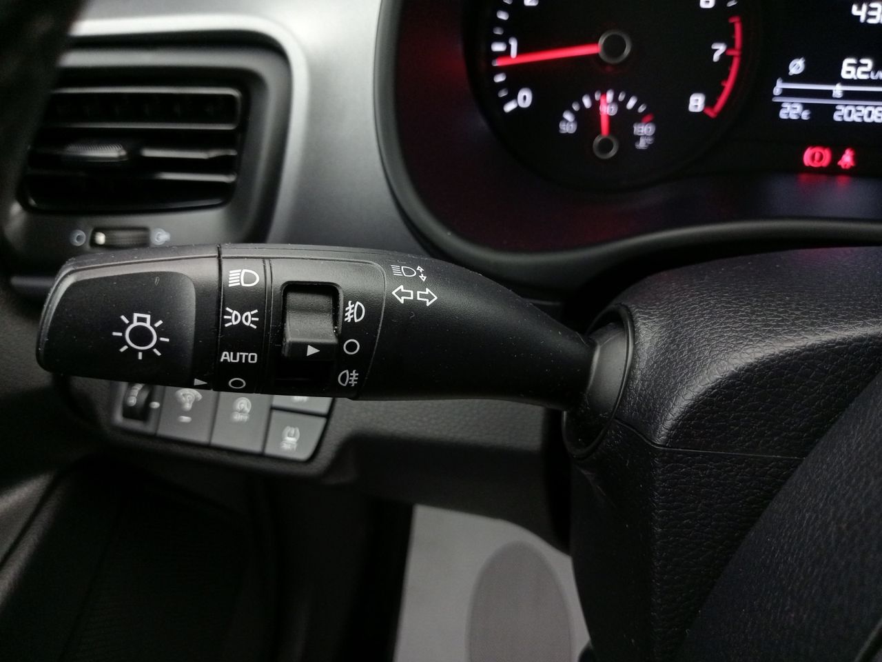 Foto Kia Stonic 17