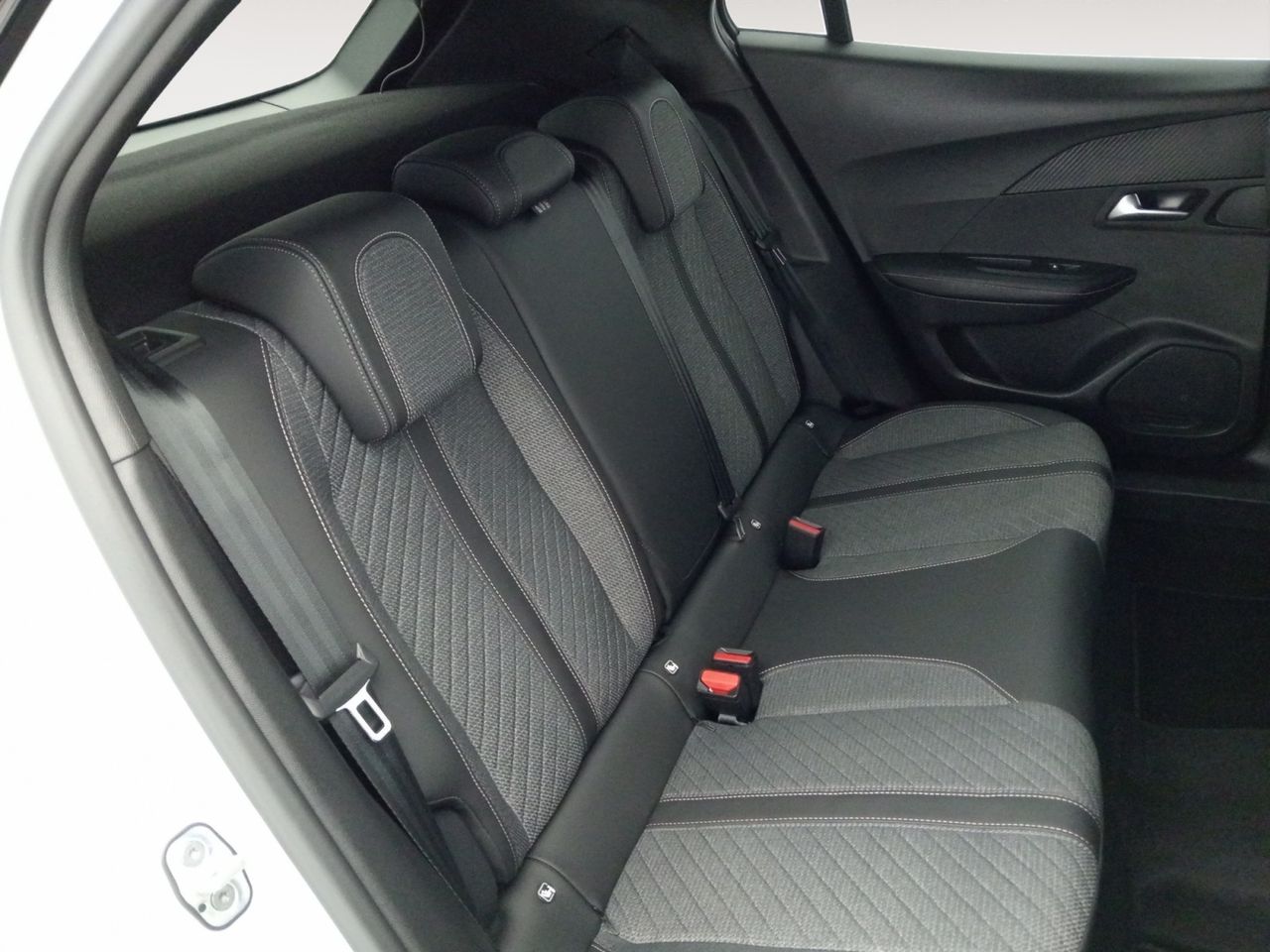 Foto Peugeot 2008 9