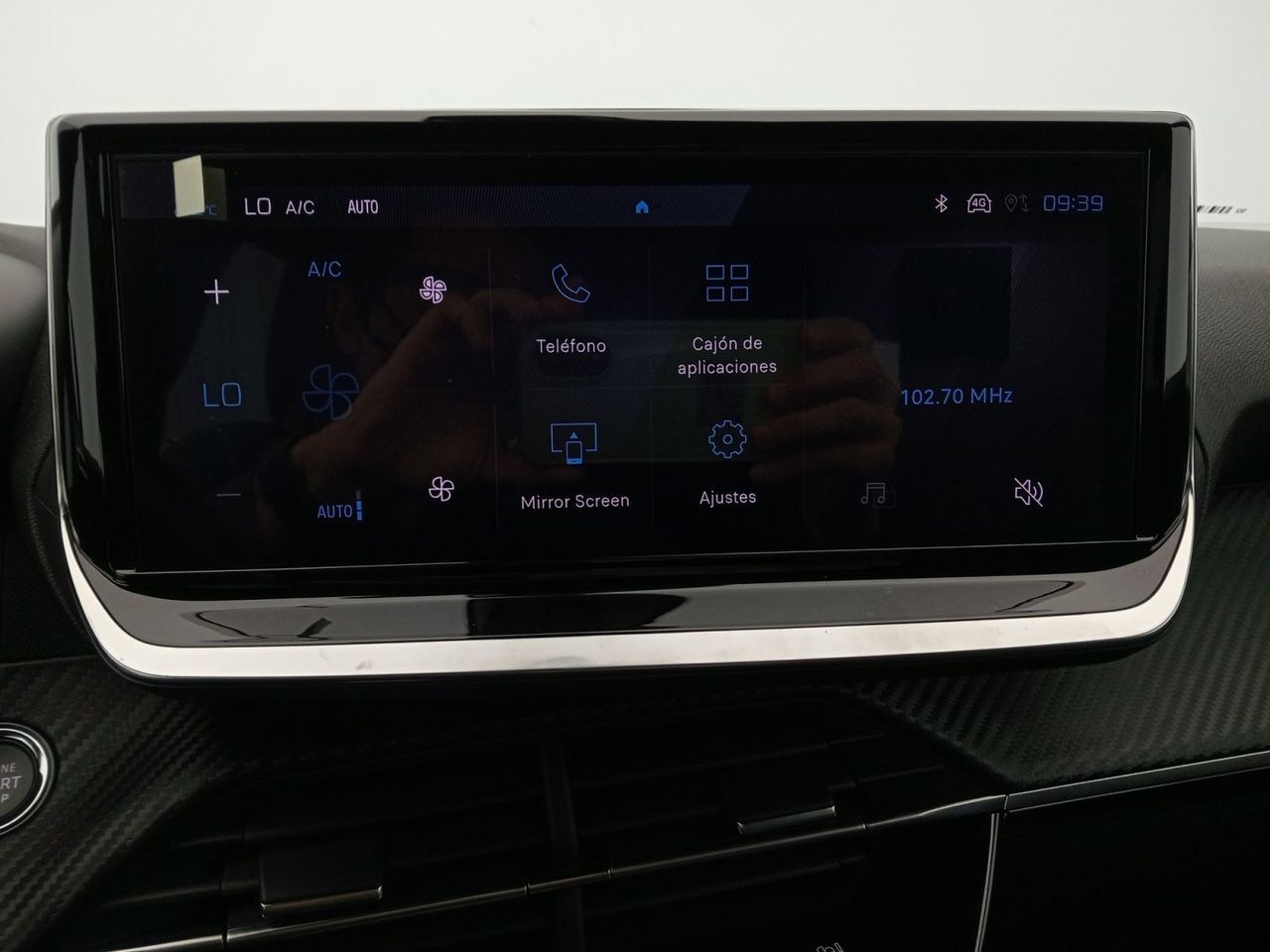 Foto Peugeot 2008 11