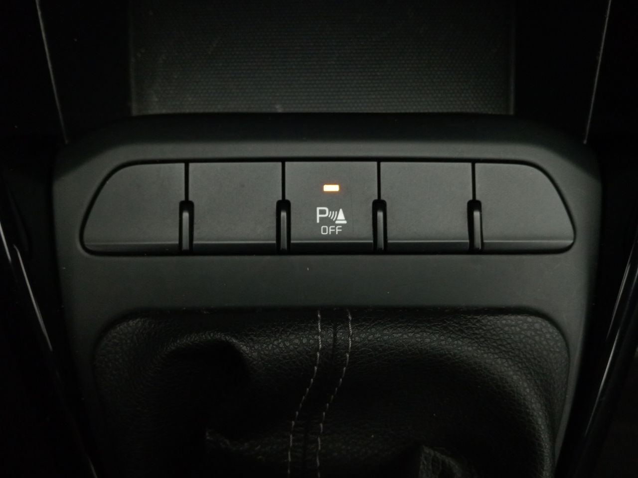 Foto Kia Stonic 11