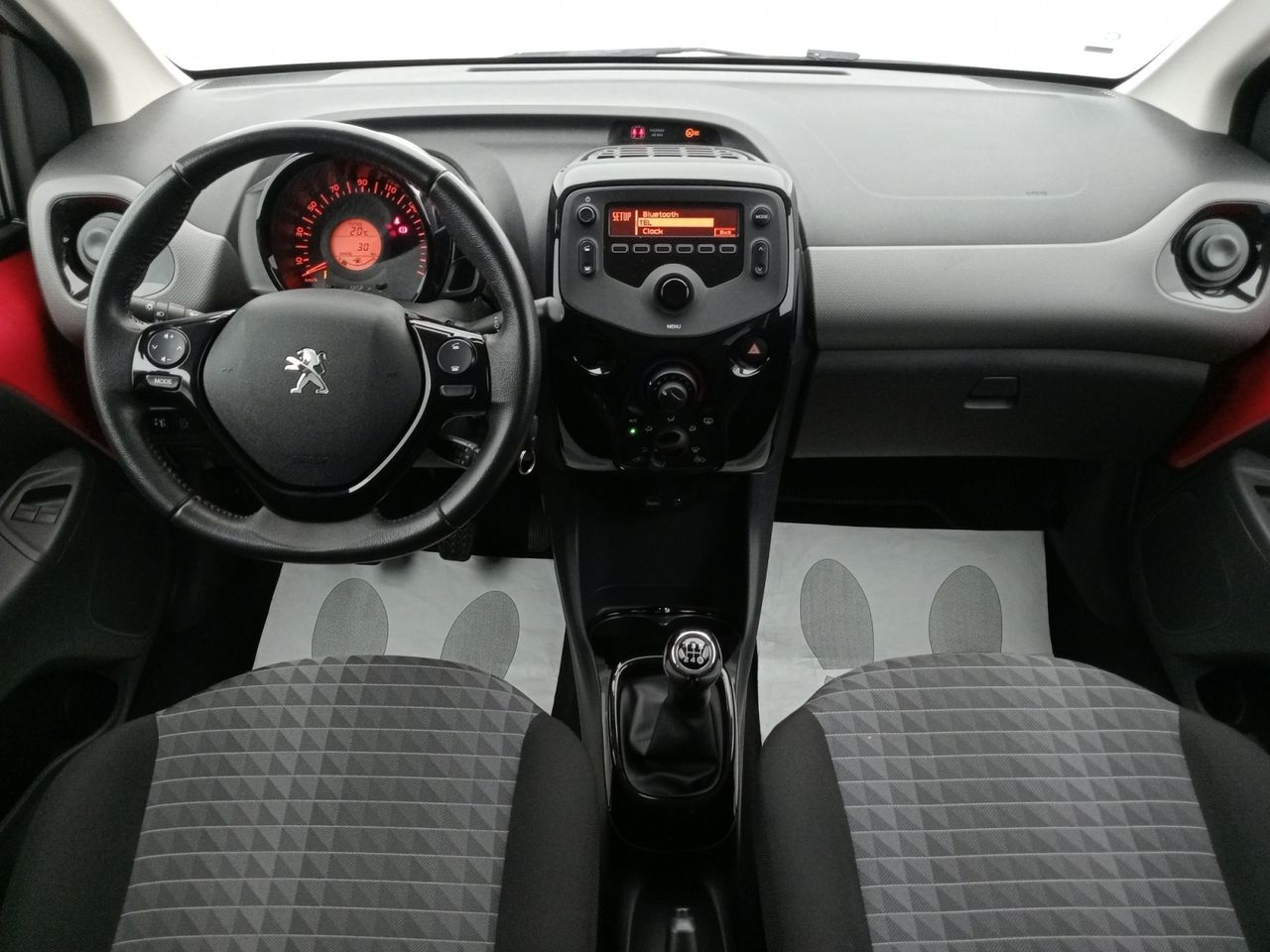 Foto Peugeot 108 6