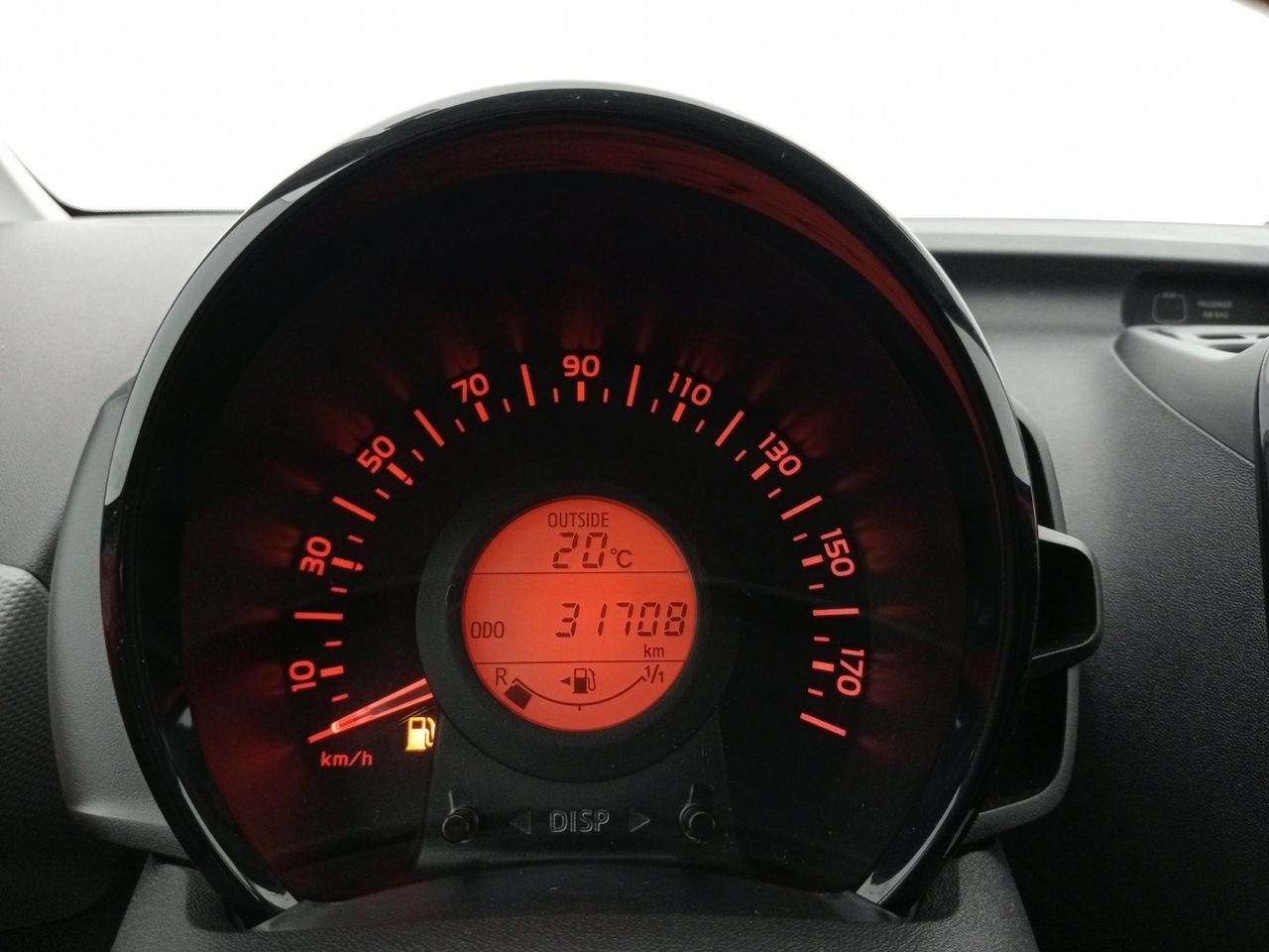 Foto Peugeot 108 10
