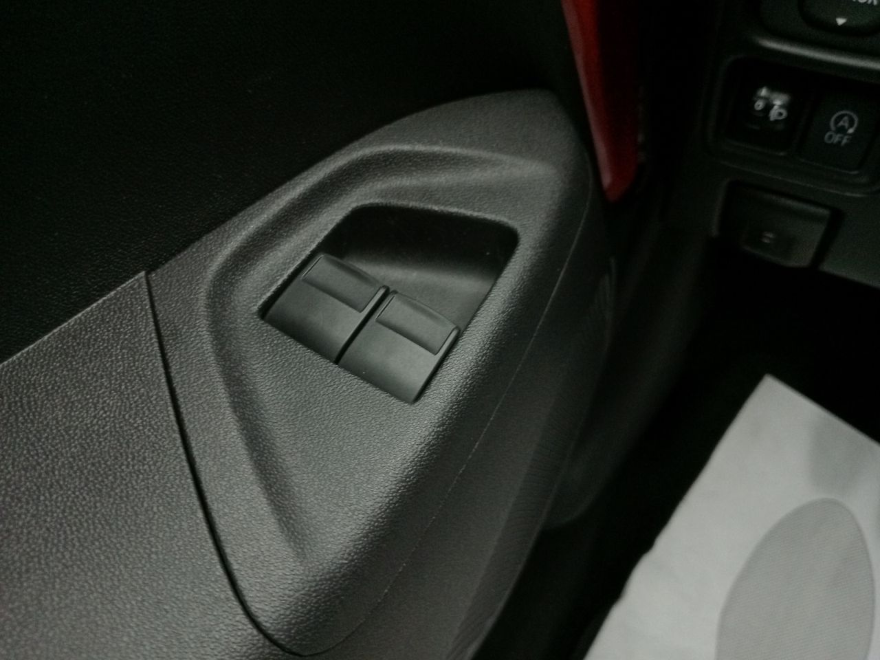 Foto Peugeot 108 18