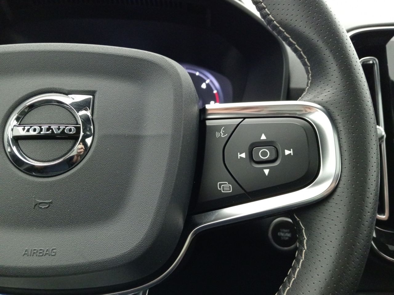 Foto Volvo XC40 15