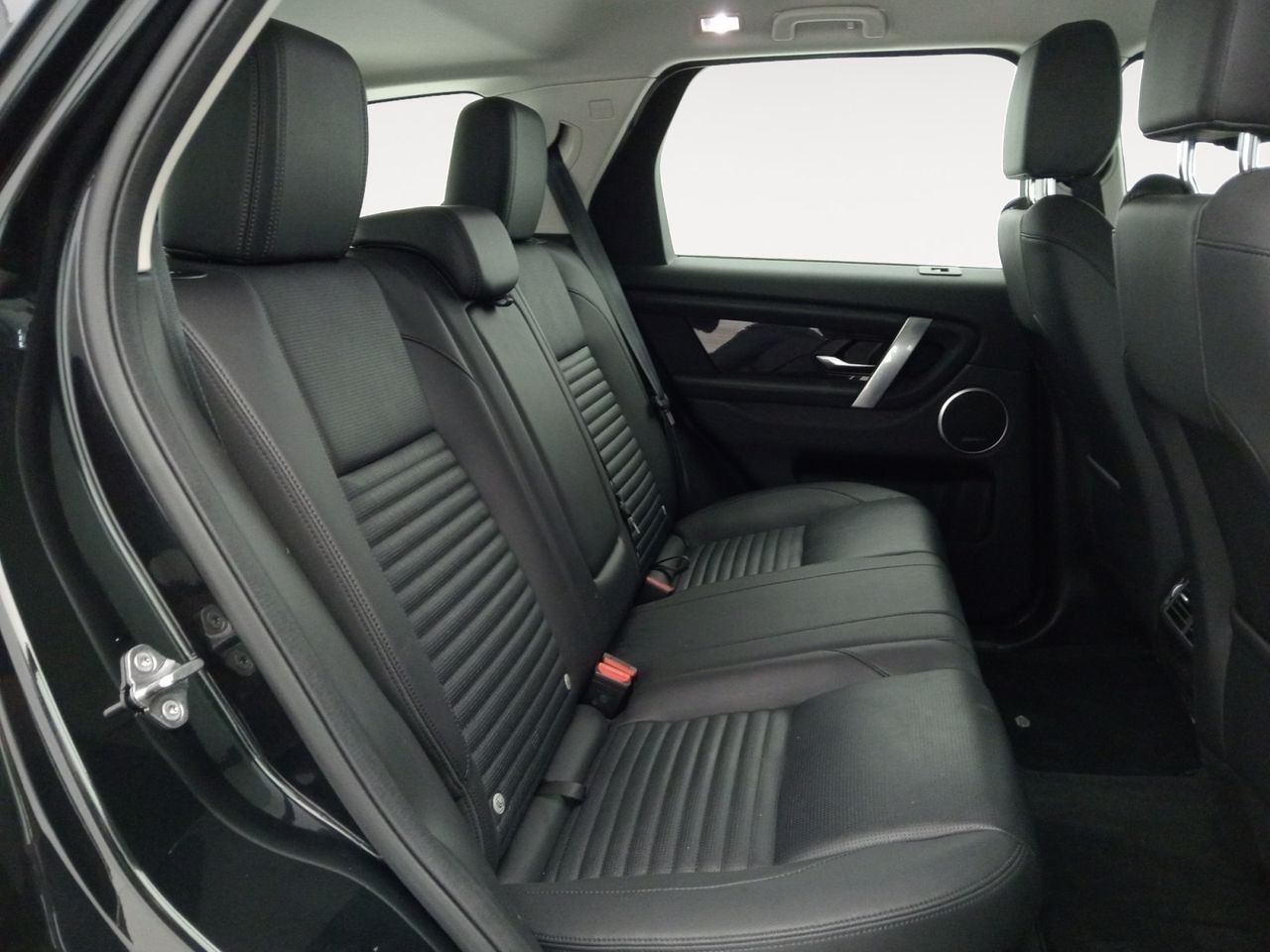 Foto Land-Rover Discovery Sport 9