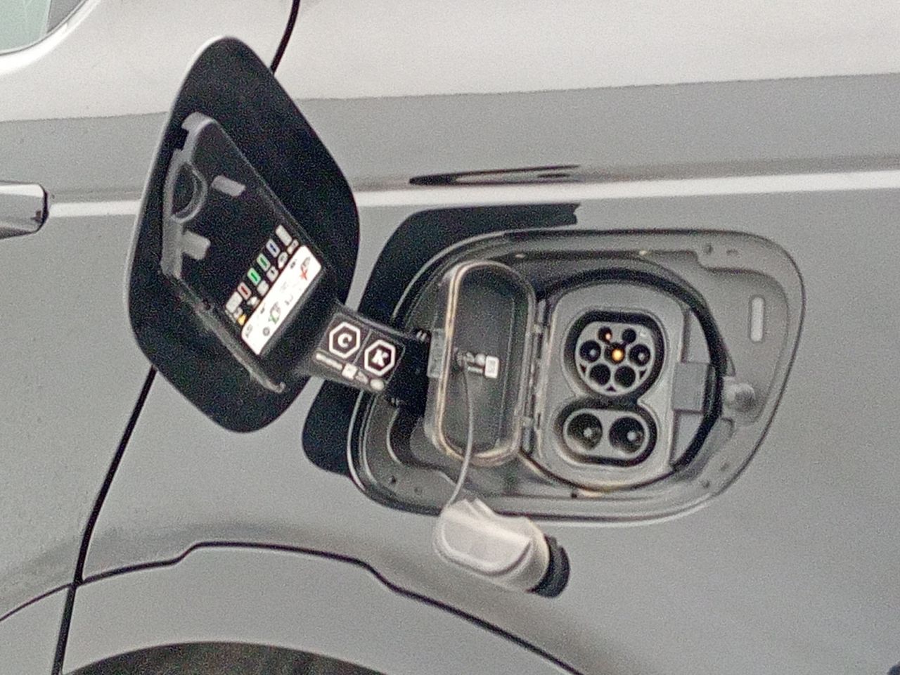 Foto Land-Rover Discovery Sport 22