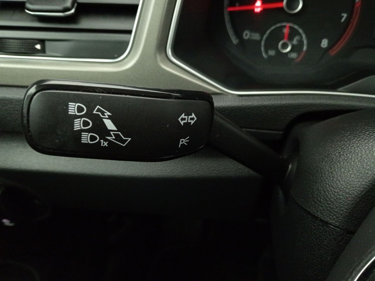Foto Volkswagen T-Roc 18