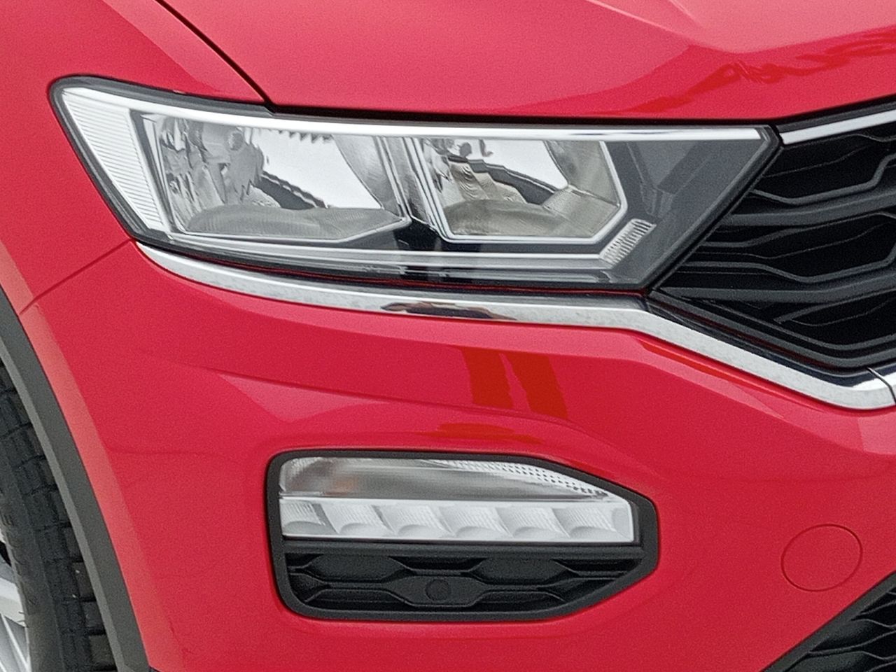 Foto Volkswagen T-Roc 24
