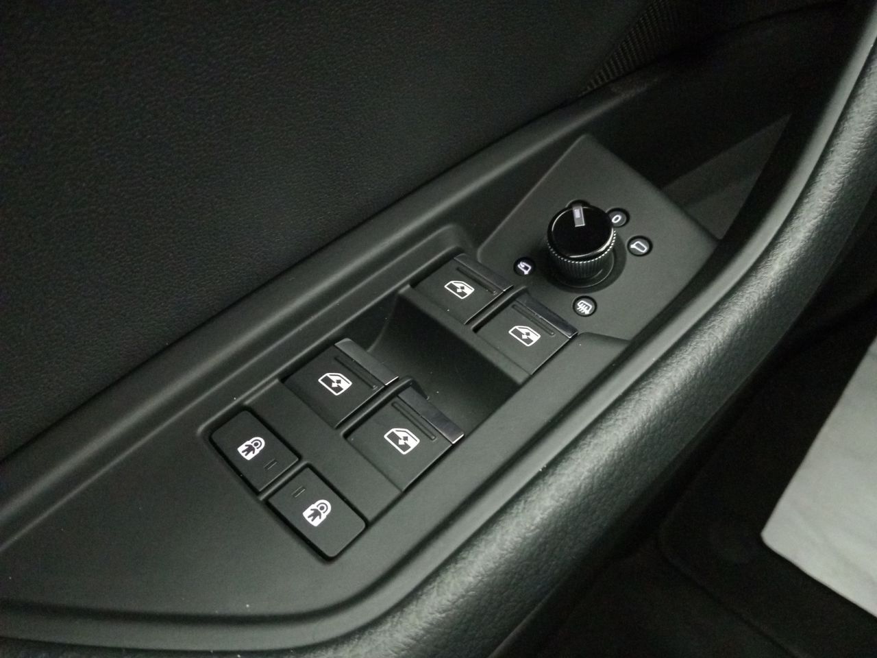 Foto Audi E-tron 20