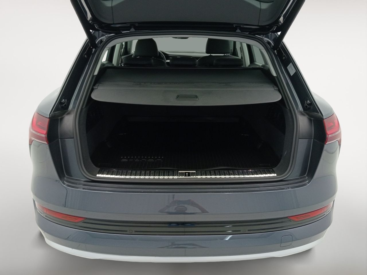 Foto Audi E-tron 27