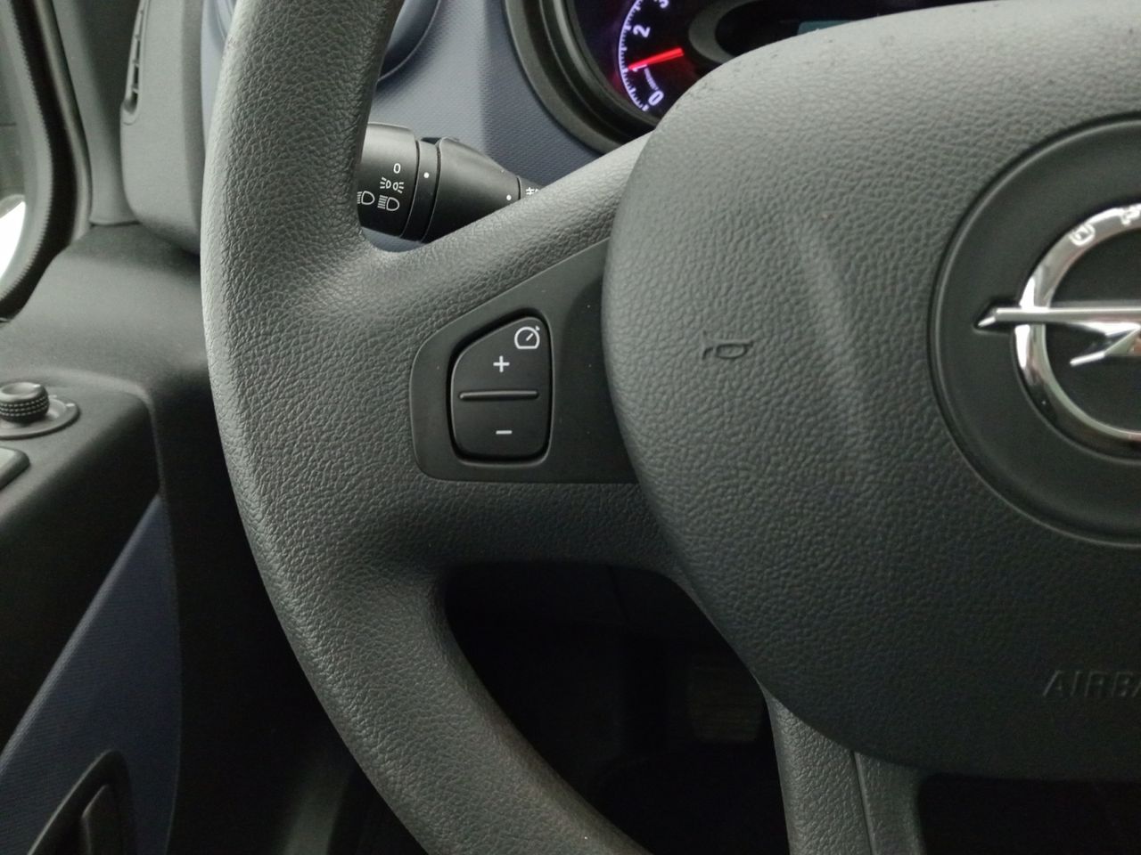 Foto Opel Vivaro 14