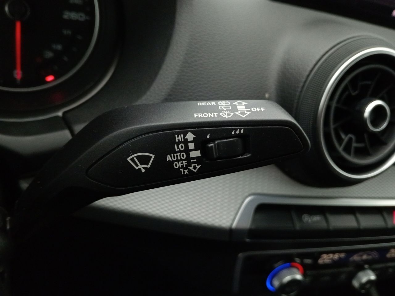 Foto Audi Q2 17