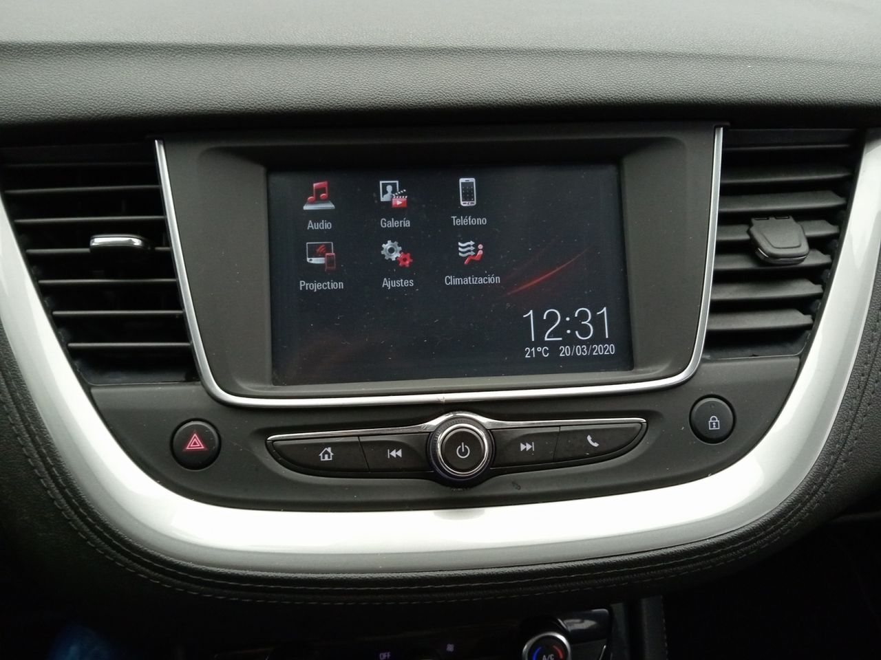 Foto Opel Grandland X 11