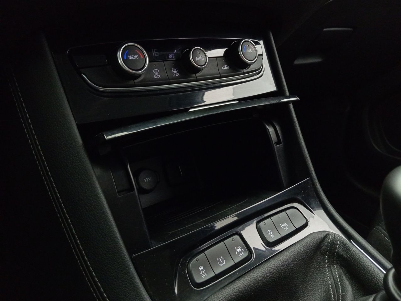 Foto Opel Grandland X 13
