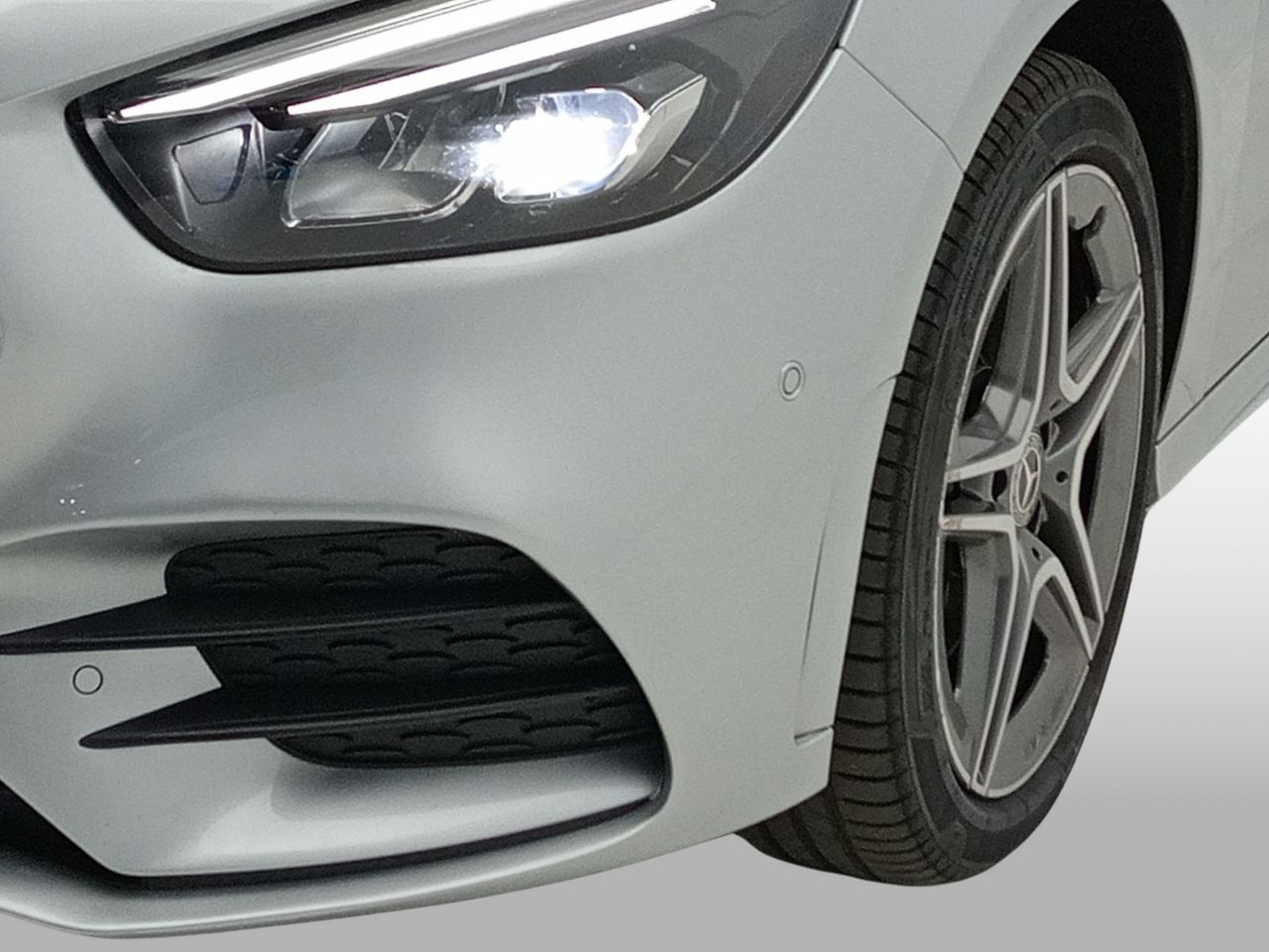 Foto Mercedes-Benz Clase B 24