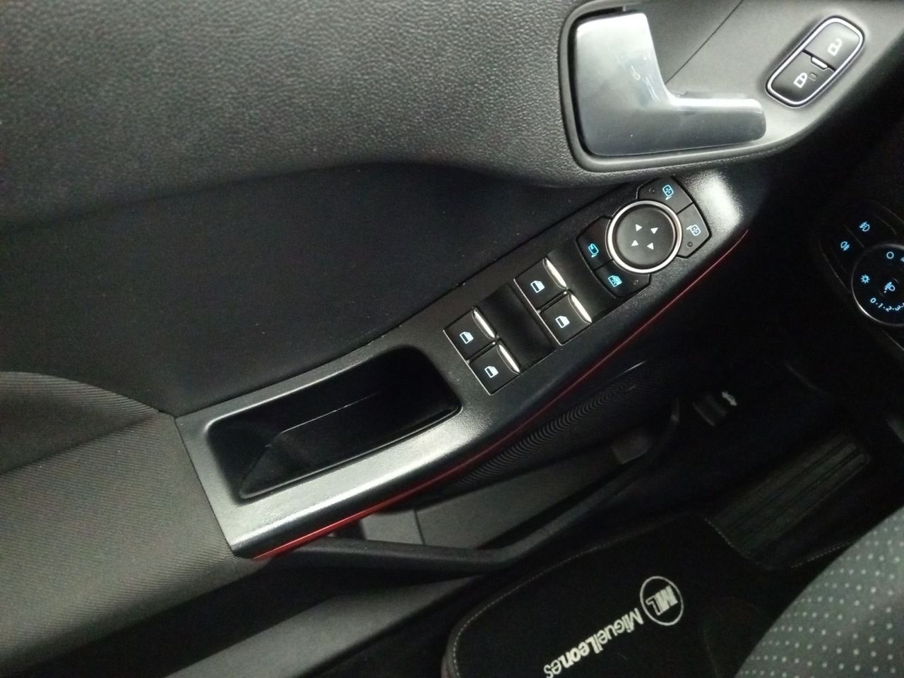 Foto Ford Fiesta 19