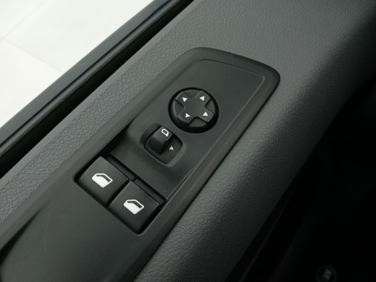 Foto Opel Vivaro 16
