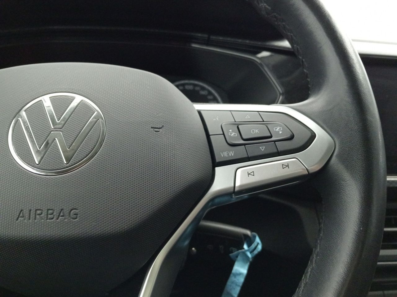 Foto Volkswagen T-Cross 17