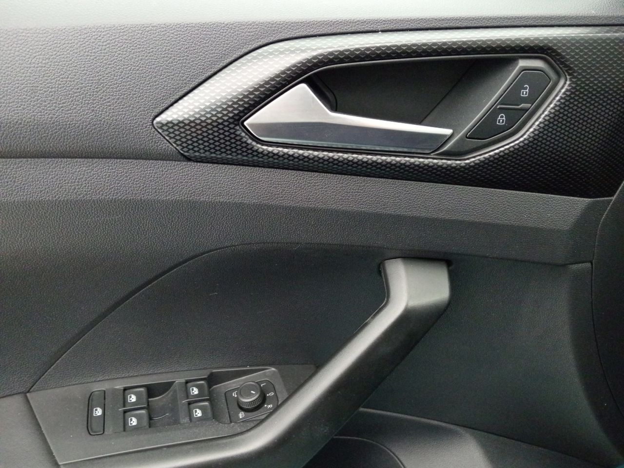 Foto Volkswagen T-Cross 20