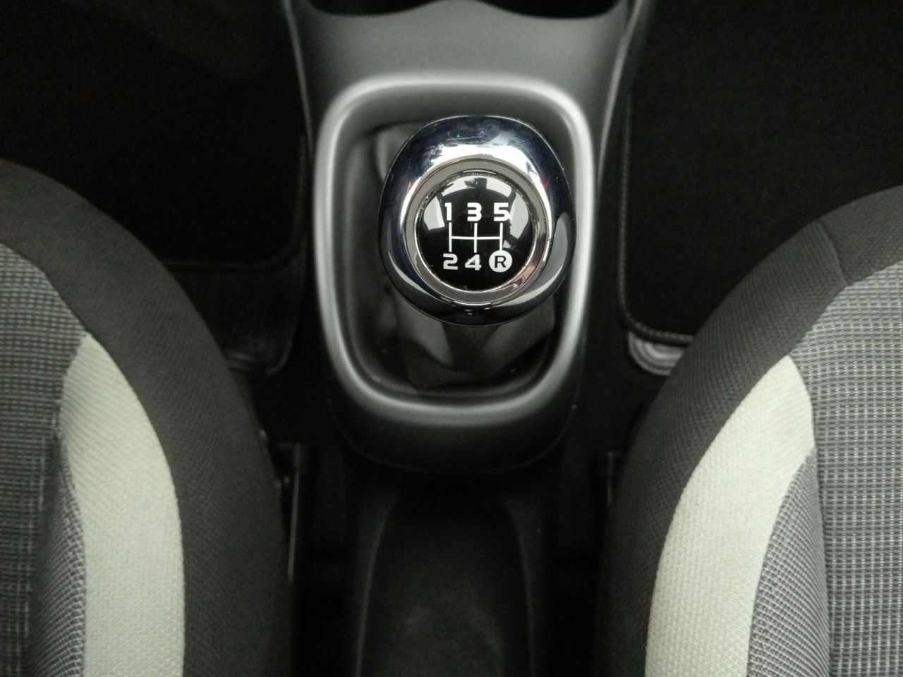 Foto Toyota Aygo 14