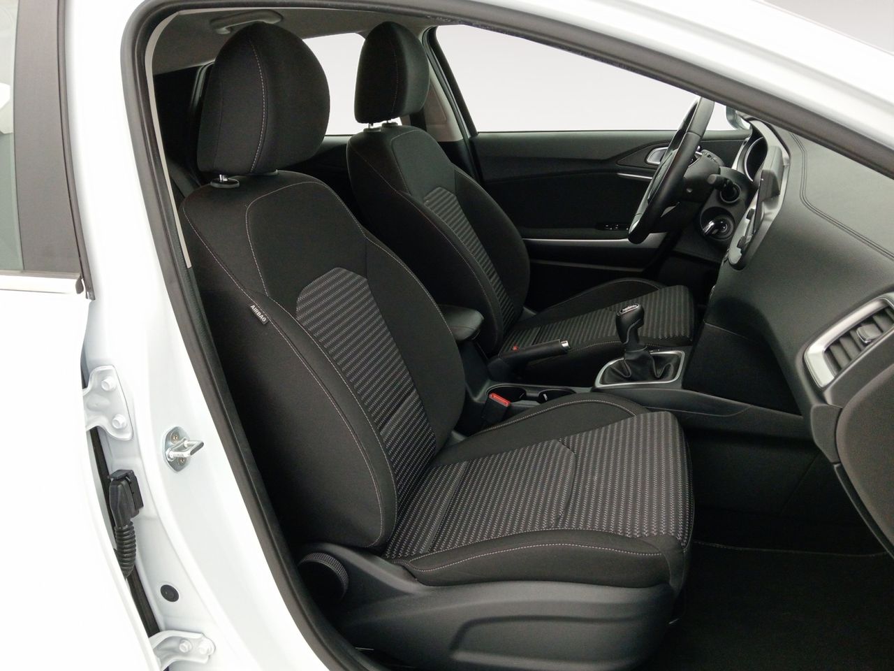 Foto Kia XCeed 8