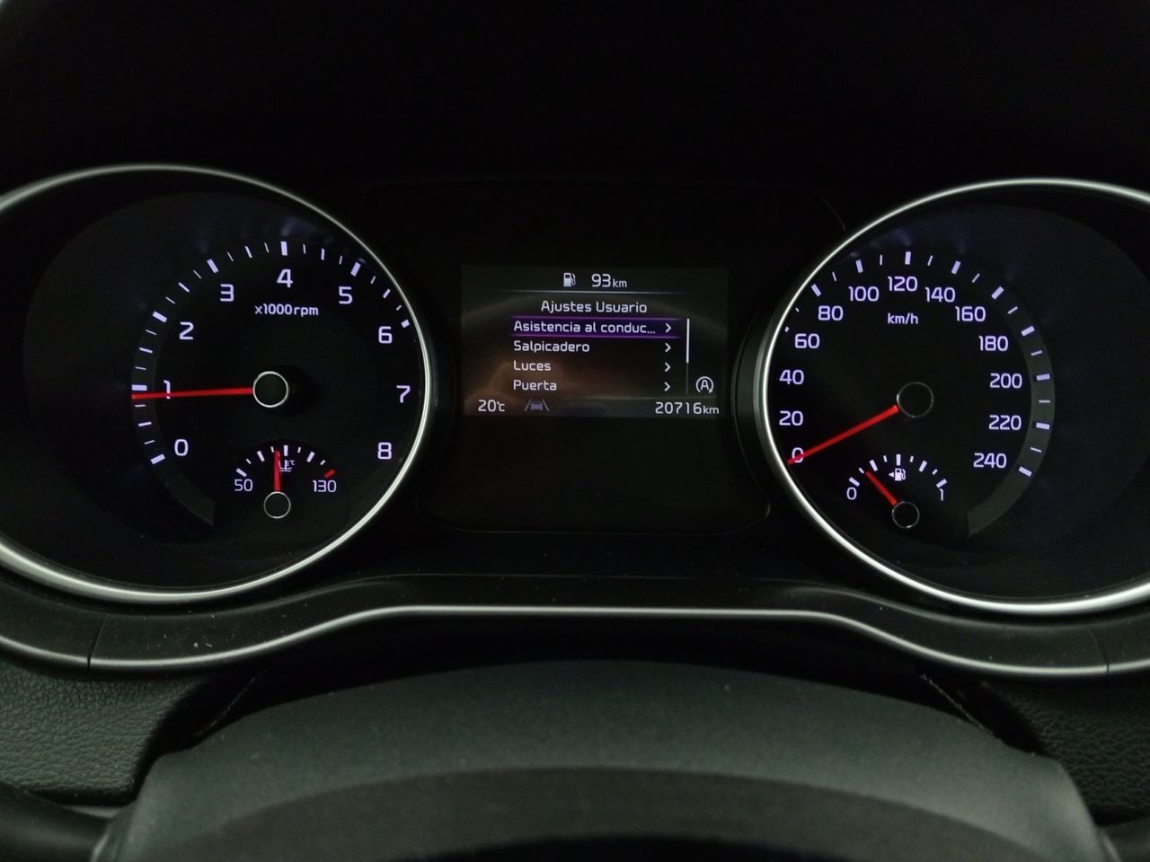Foto Kia XCeed 10