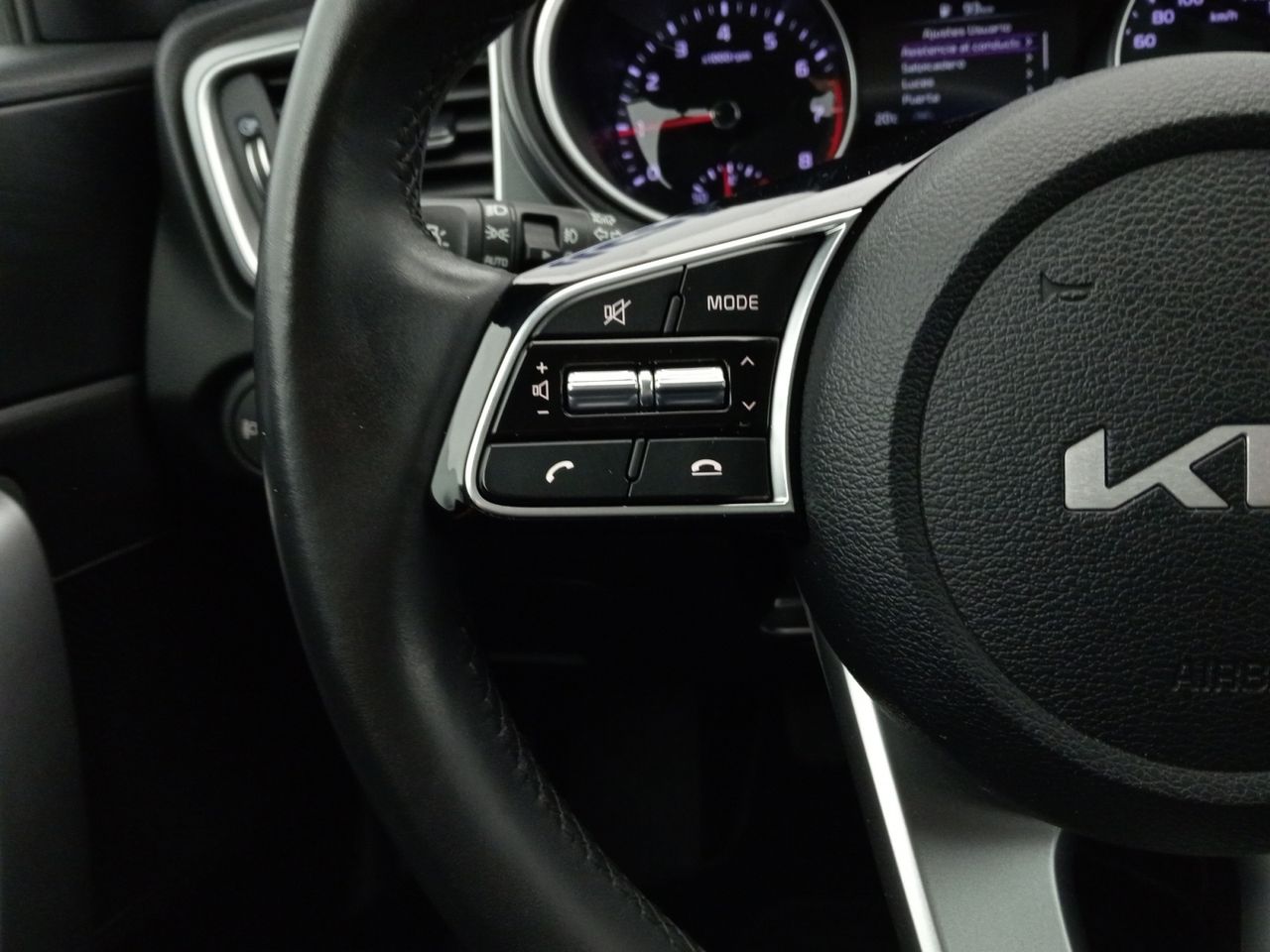Foto Kia XCeed 14