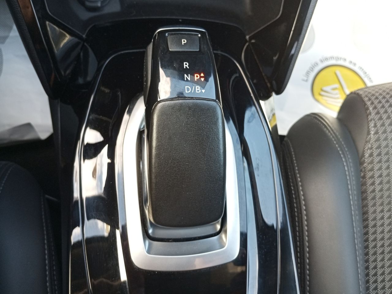 Foto Peugeot 2008 15